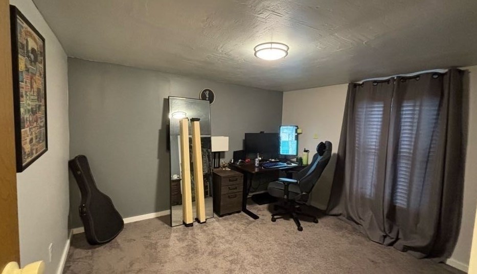 557 Cutoff, Worcester MA 01607-1752 exterior