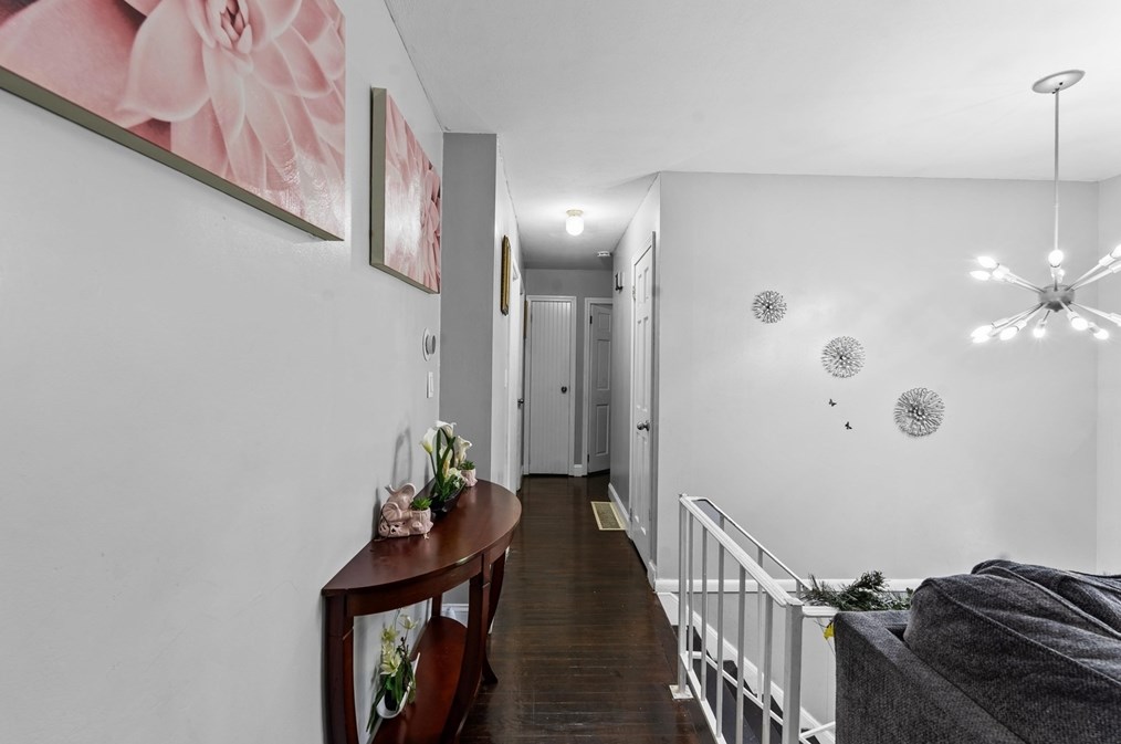 74 Briggs St, Taunton MA 02780-4806 exterior