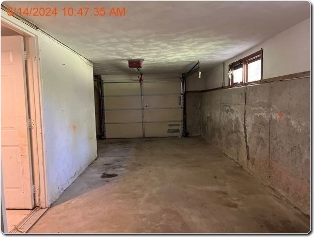 2 Stevens Ave, Middleton MA 01949-2388 exterior