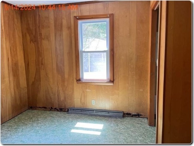 2 Stevens Ave, Middleton MA 01949-2388 exterior