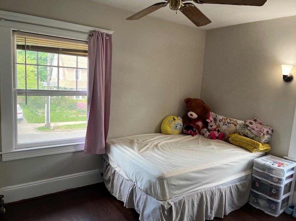 45 Eton St, Springfield MA  01108-2838 exterior