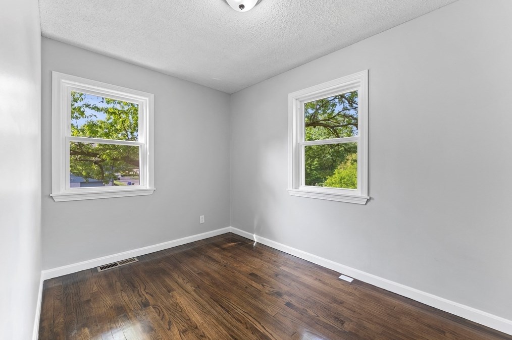 68 Crestmont St, Springfield MA  01108-3314 exterior