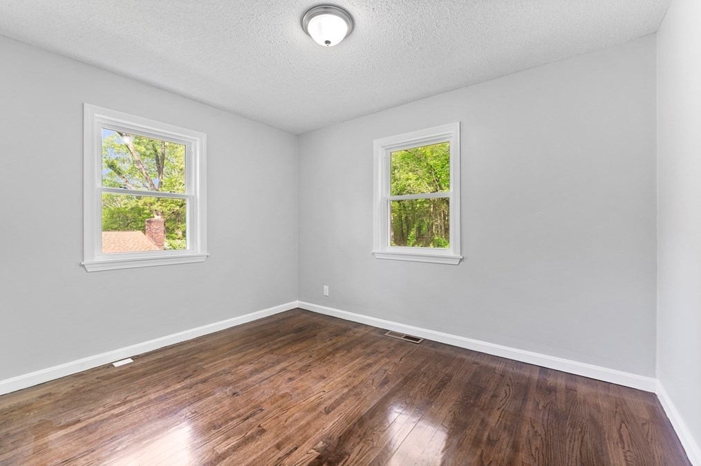 68 Crestmont St, Springfield MA  01108-3314 exterior