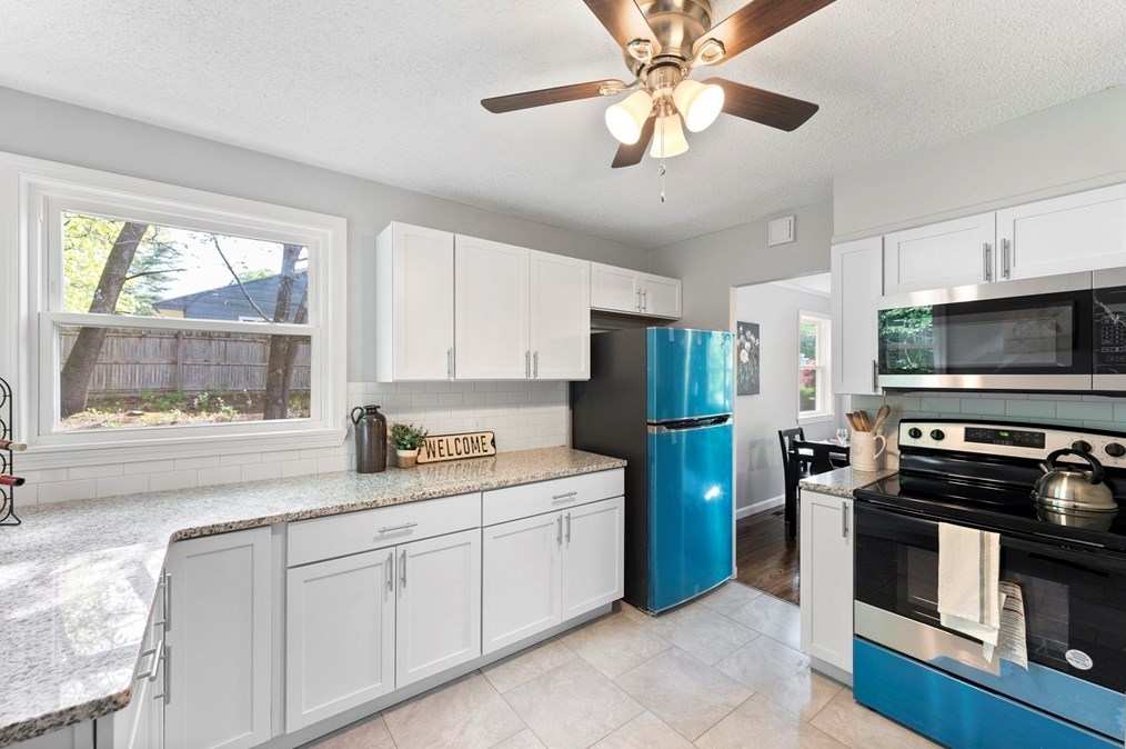 68 Crestmont St, Springfield MA  01108-3314 exterior