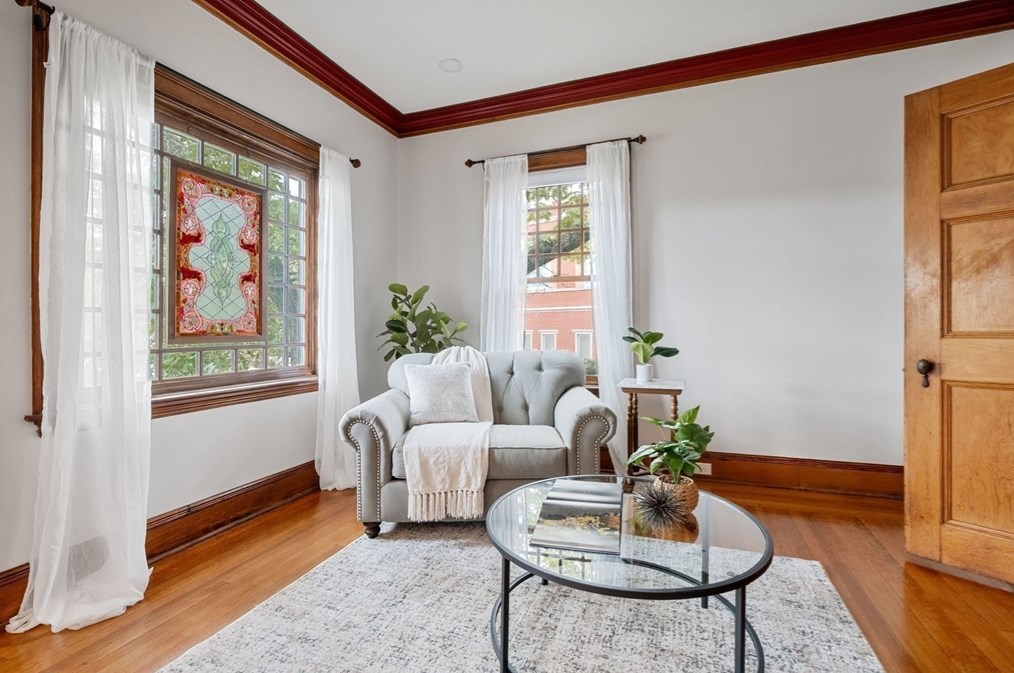 4 Melville Ave, Boston MA 02124-2104 exterior