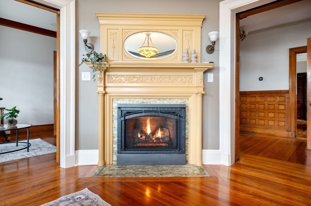 4 Melville Ave, Boston MA 02124-2104 exterior