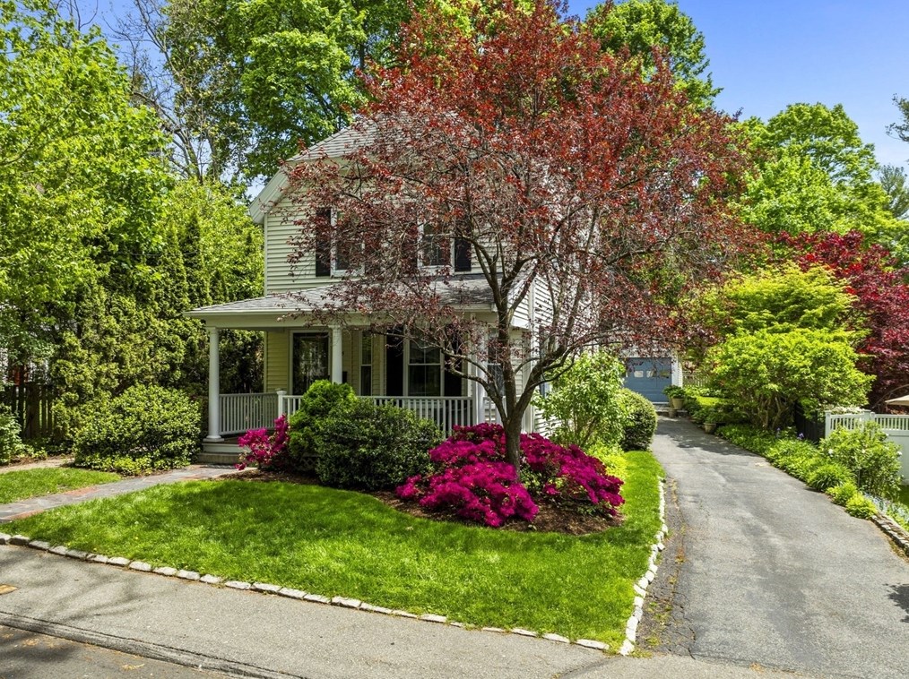25 Curve St, Wellesley, MA 02482 exterior