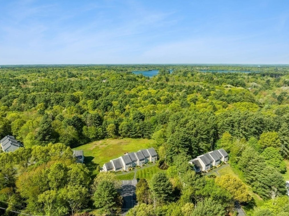 136 Washington St, Norton MA  02766-1859 exterior