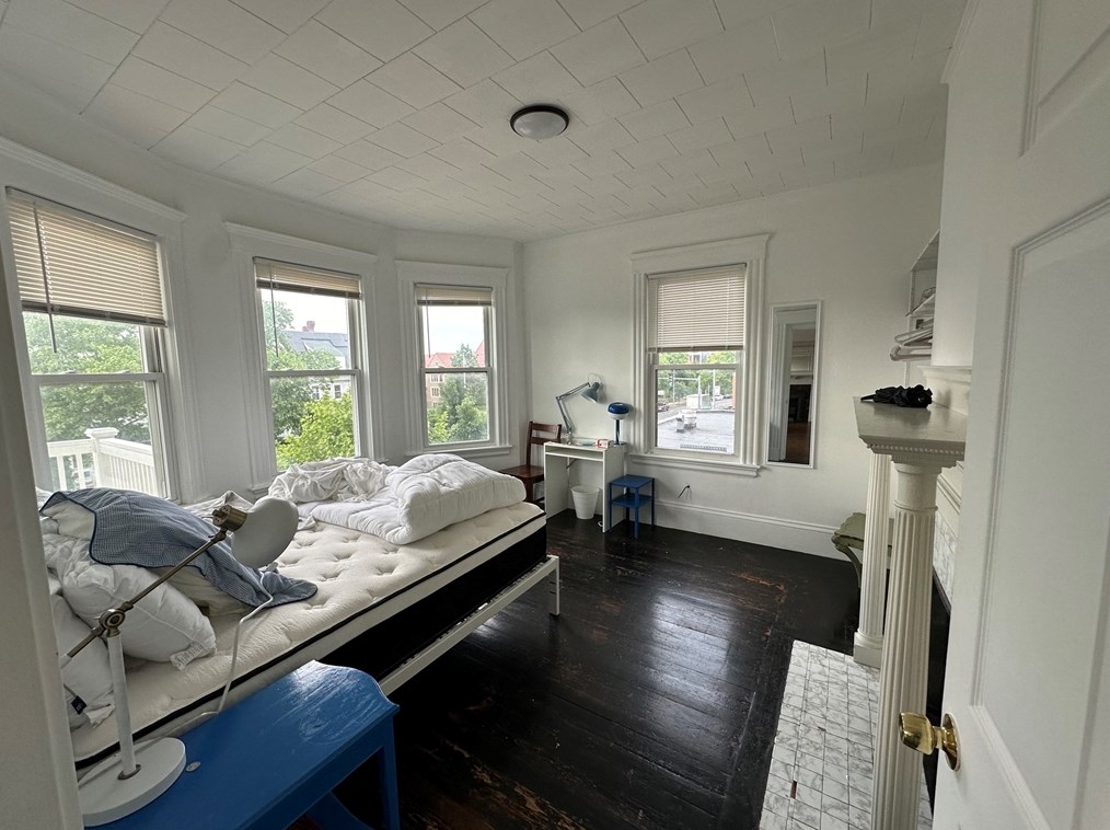 582 Cambridge St #2, Boston, MA 02134