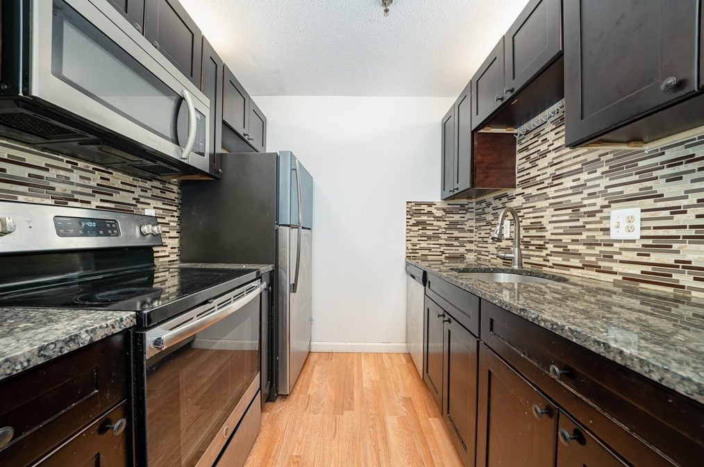 133 Commander Shea Blvd Apt 505, Quincy, MA 02171