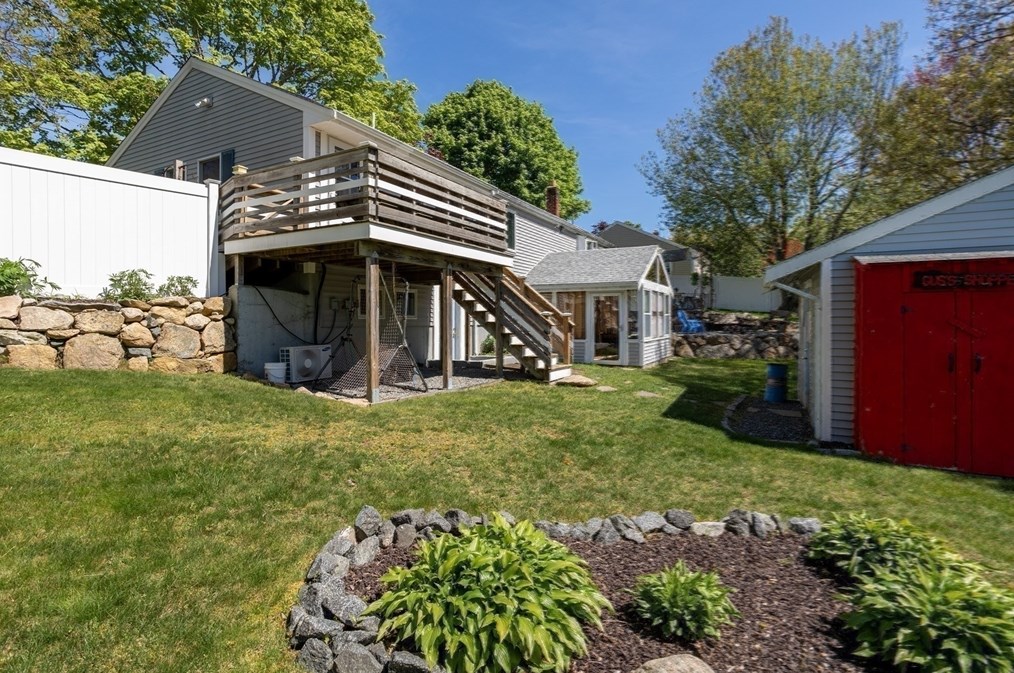 21 Mason St Ext, Bourne MA 02532-5329 exterior