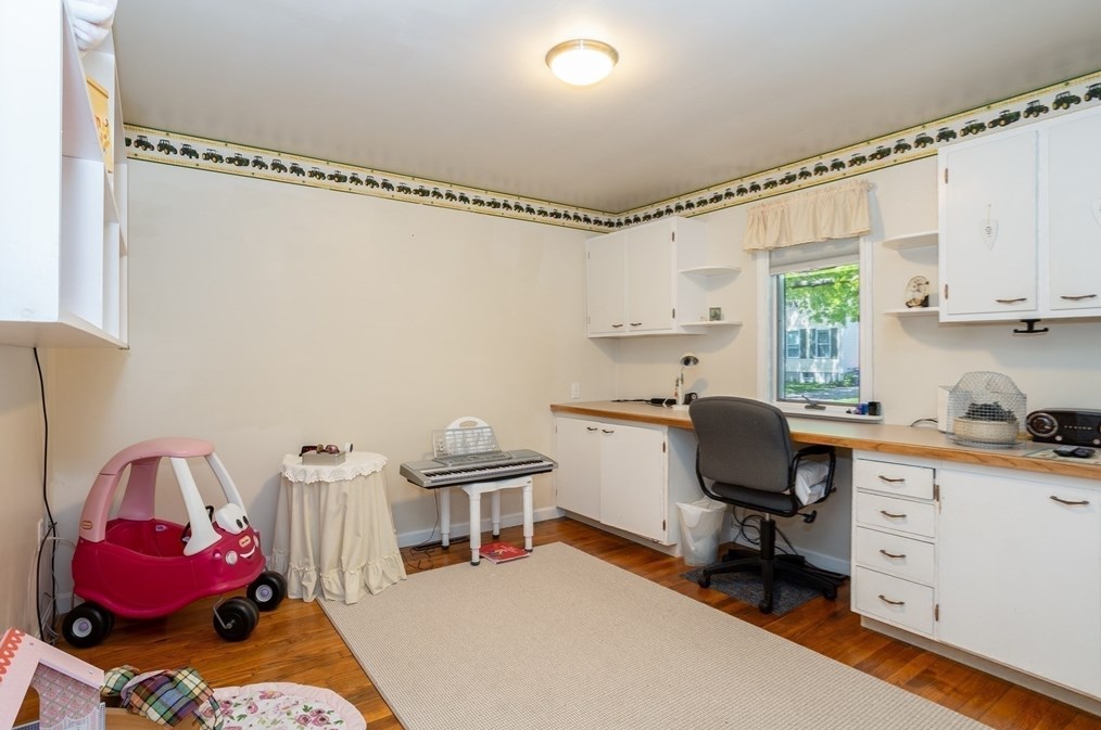 21 Mason St Ext, Bourne MA 02532-5329 exterior