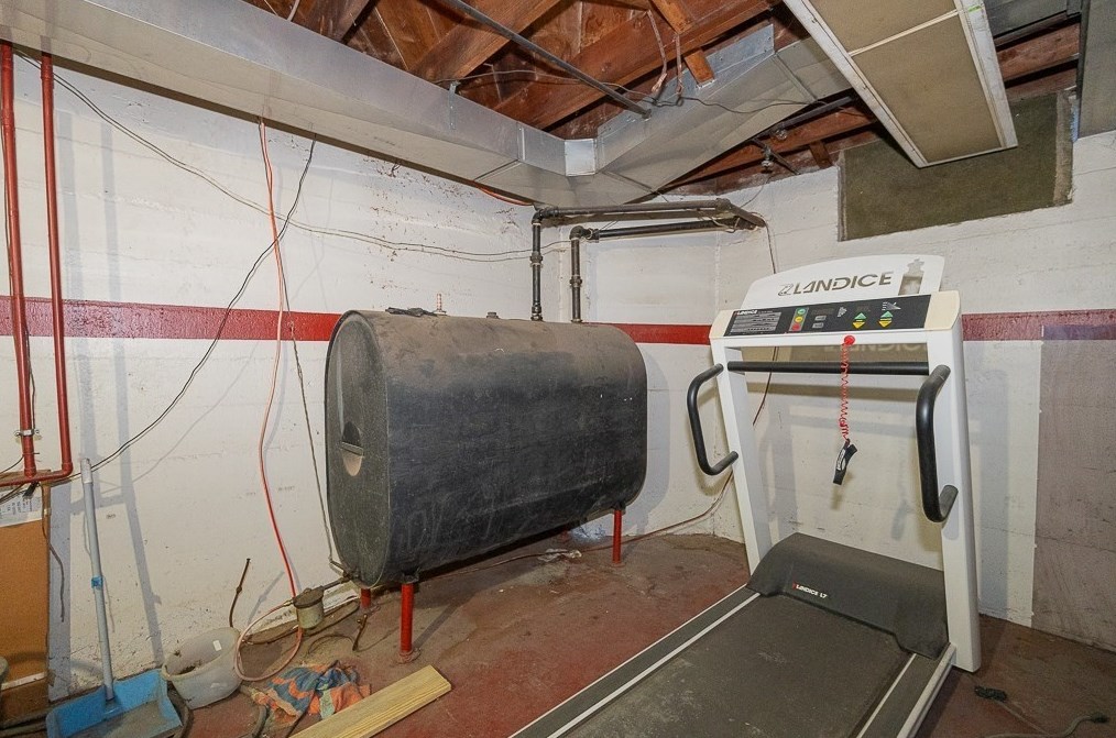 111 Holden St, Holden MA 01520-1736 exterior