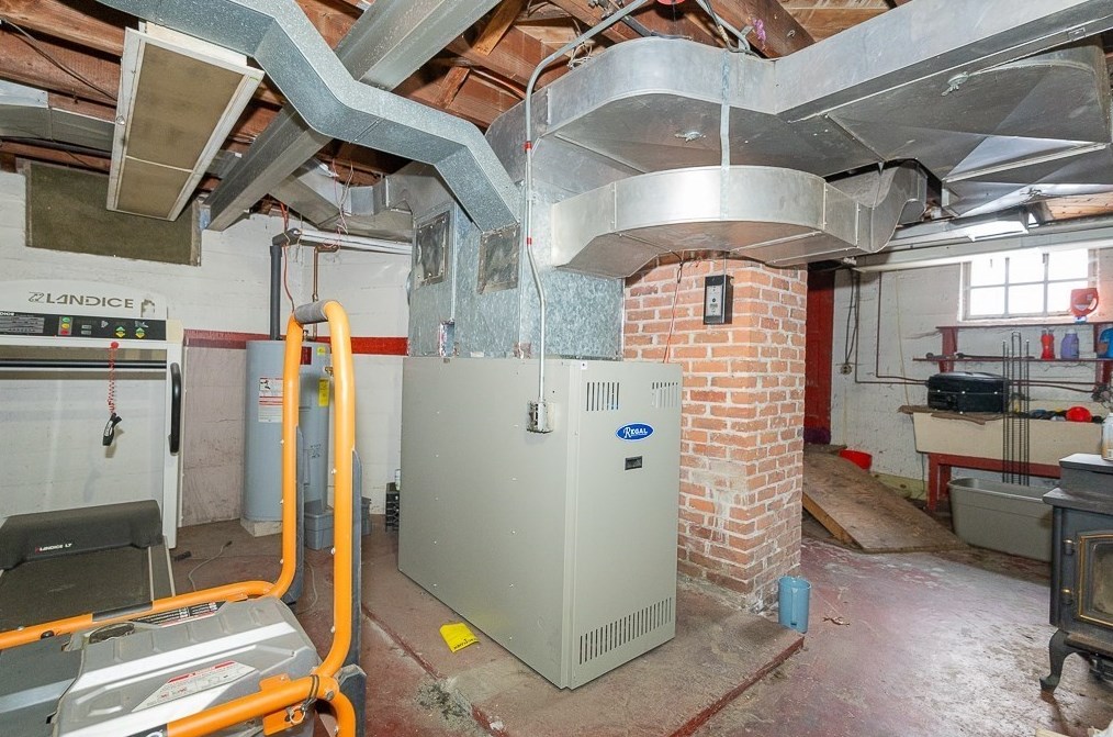 111 Holden St, Holden MA 01520-1736 exterior