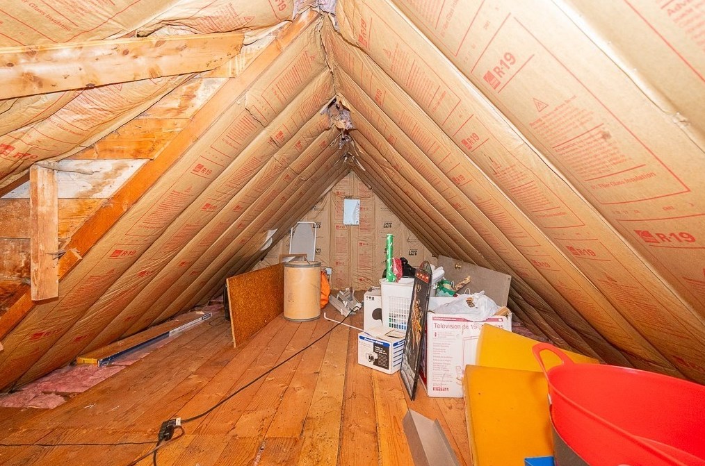 111 Holden St, Holden MA 01520-1736 exterior