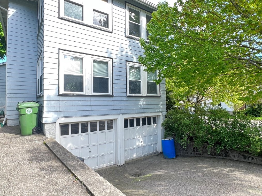 87 Maplewood St, Watertown MA  02472-3504 exterior