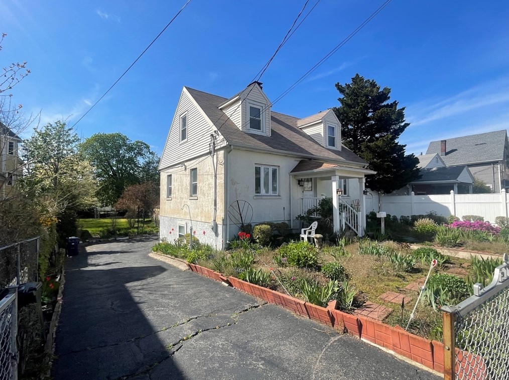 110 Leicester St, Boston MA  exterior