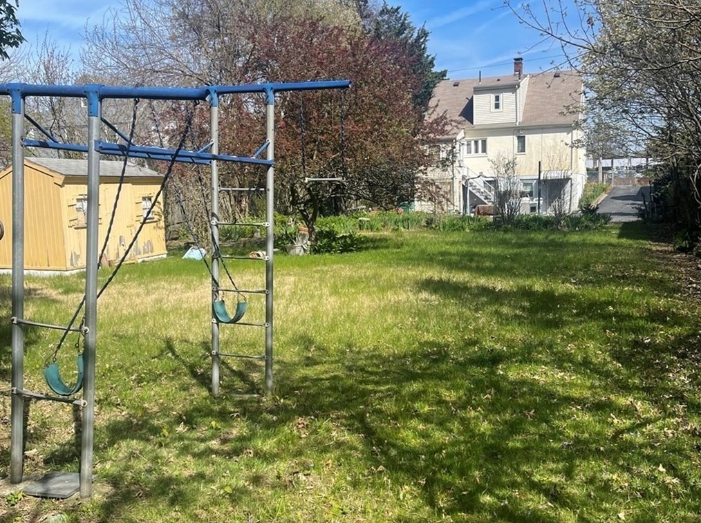 110 Leicester St, Boston MA  exterior