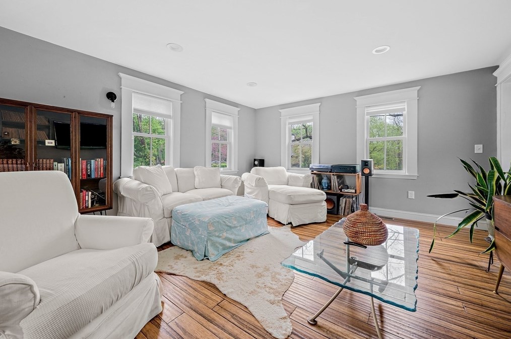 62 Cornet Stetson Rd, Scituate MA 02066-4452 exterior