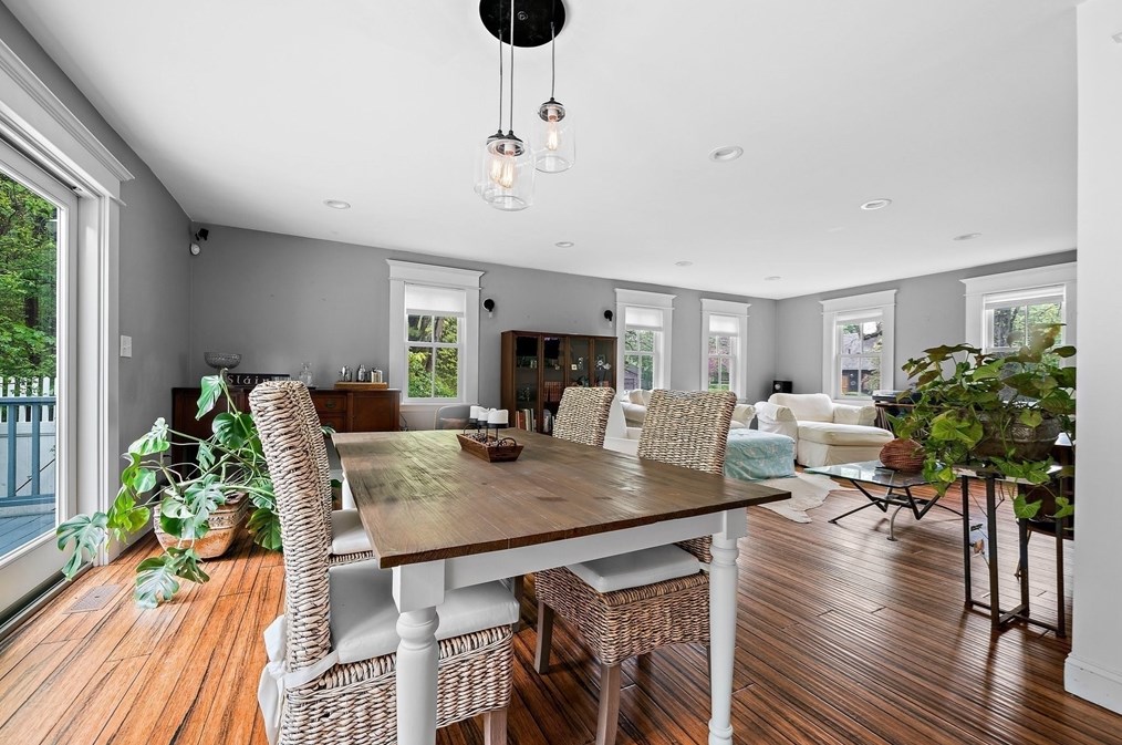 62 Cornet Stetson Rd, Scituate MA 02066-4452 exterior