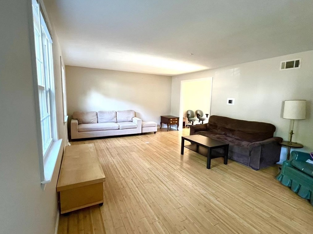 42 Drummer Rd Unit 42, Acton, MA