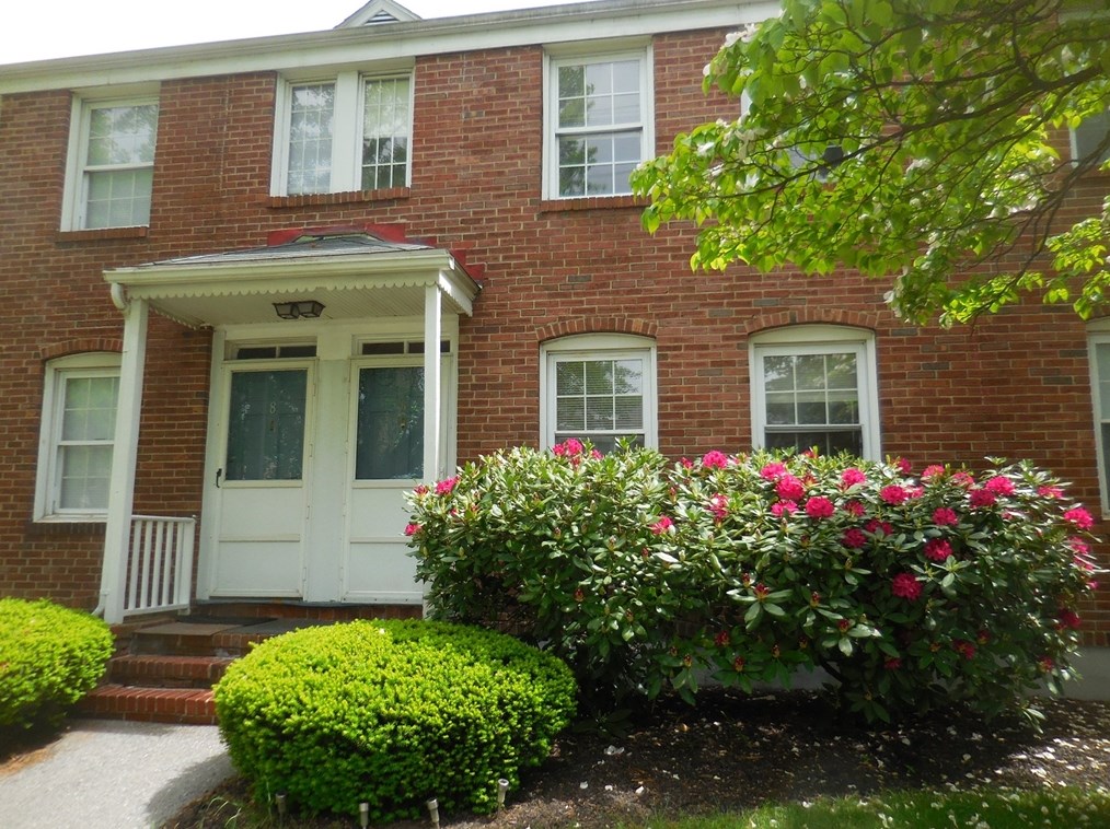 6 Colony Rd #6, West Springfield, MA 01089