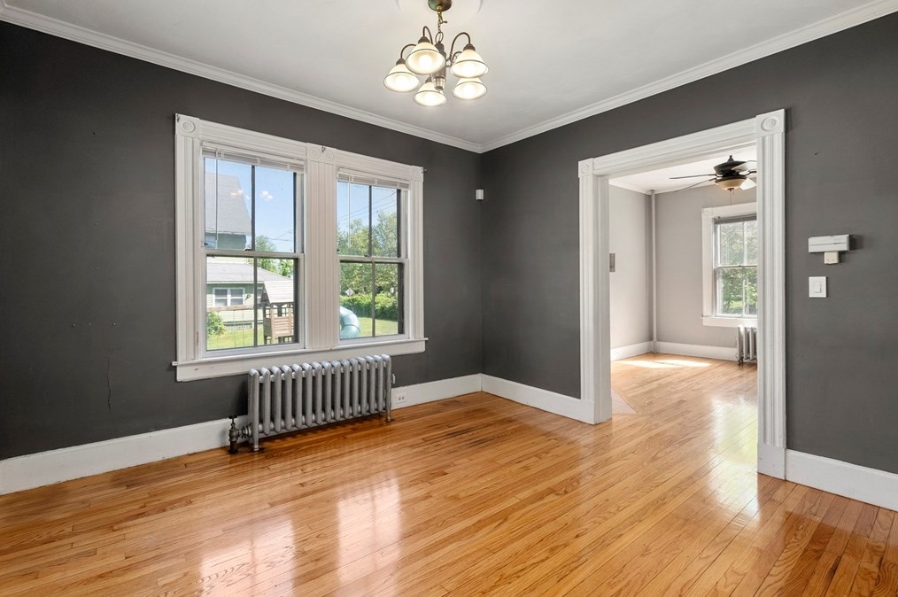 314 Springfield St, Chicopee MA 01013-2834 exterior