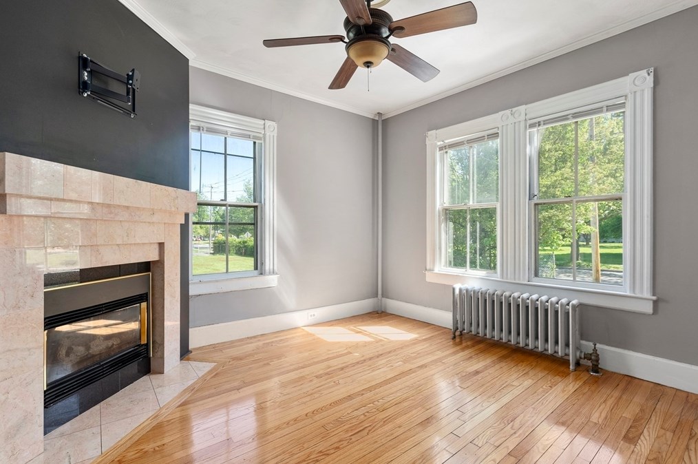 312 Springfield St, Chicopee MA  01013-2834 exterior