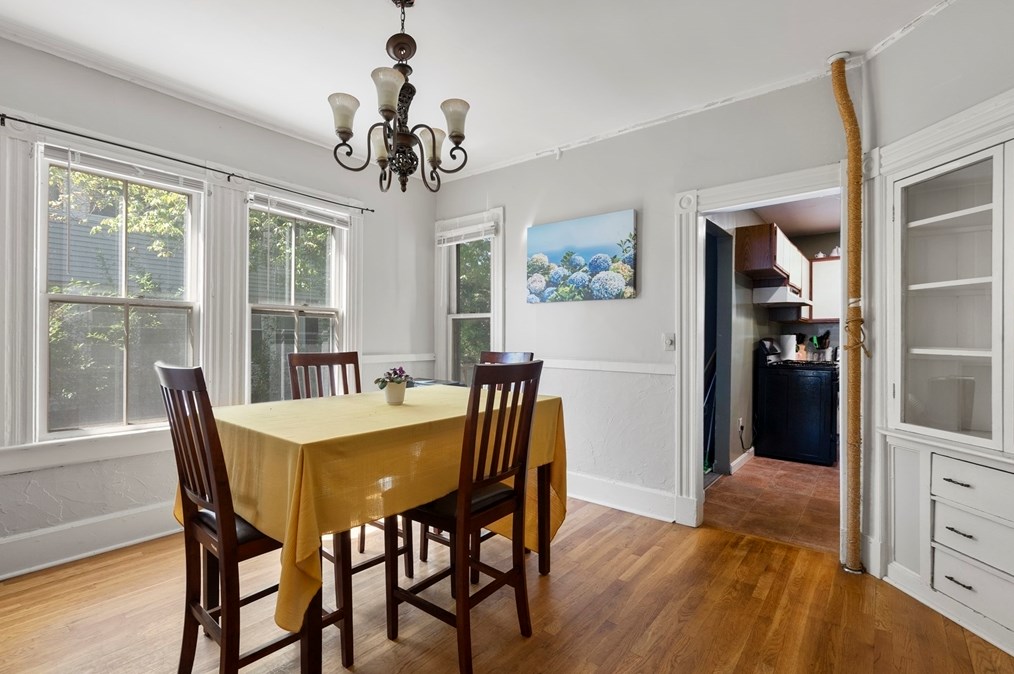 314 Springfield St, Chicopee MA 01013-2834 exterior