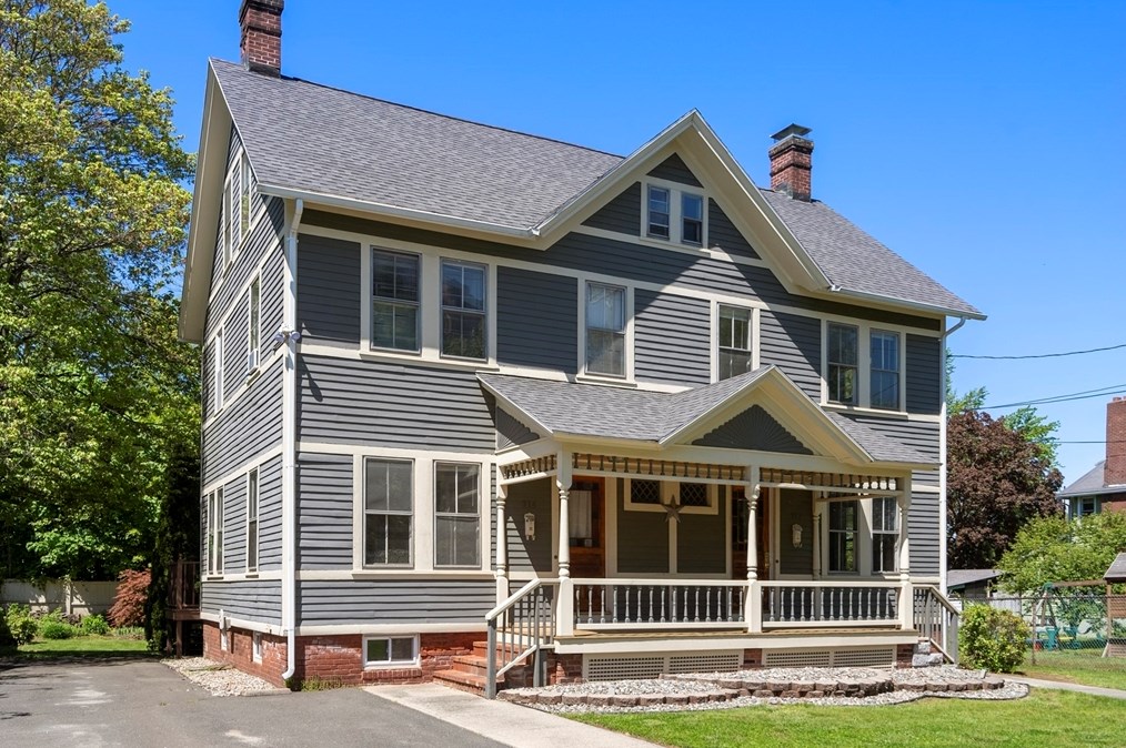 314 Springfield St, Chicopee MA 01013-2834 exterior