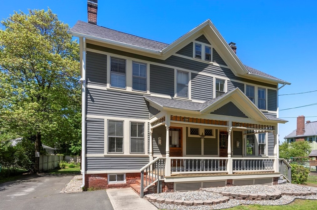 314 Springfield St, Chicopee MA 01013-2834 exterior