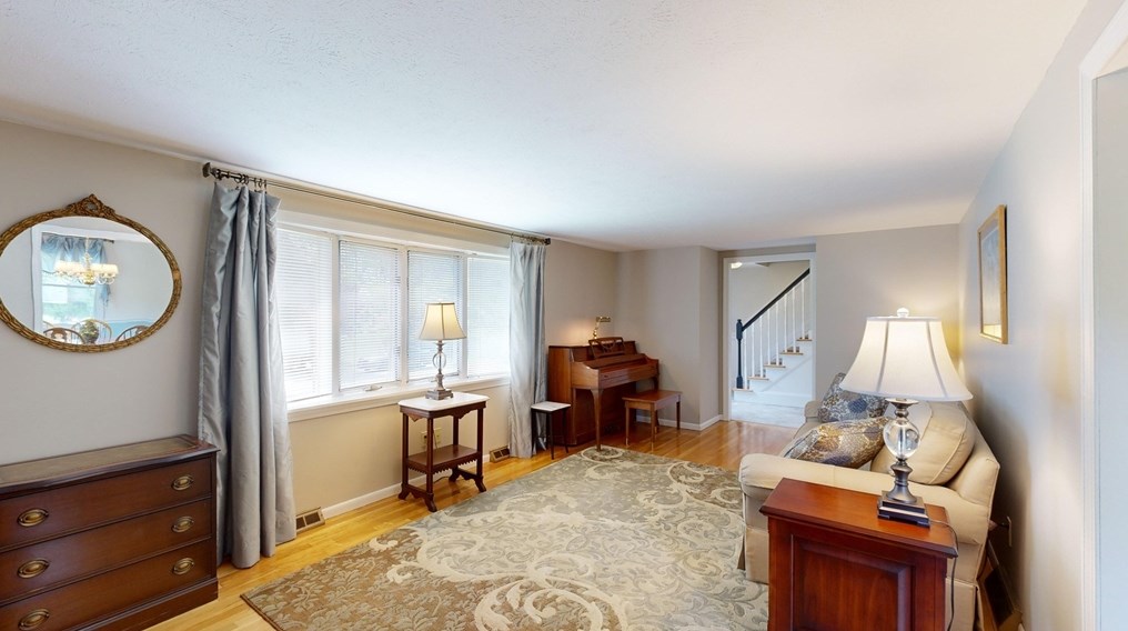 23 Darlene Dr, East Bridgewater, MA 02324