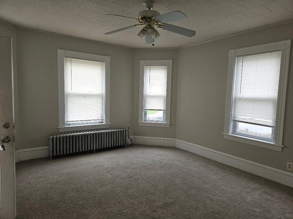 156 Bradford Ave, Fall River MA  02721-1092 exterior