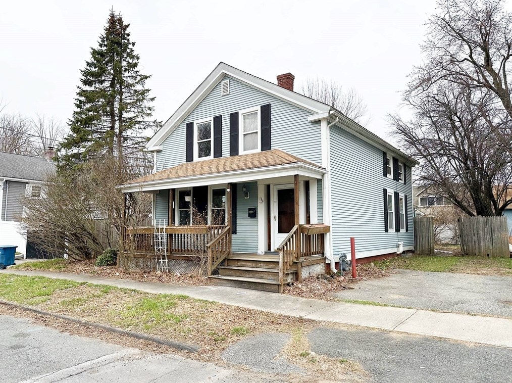 134 Hampden St, West Springfield, MA 01089