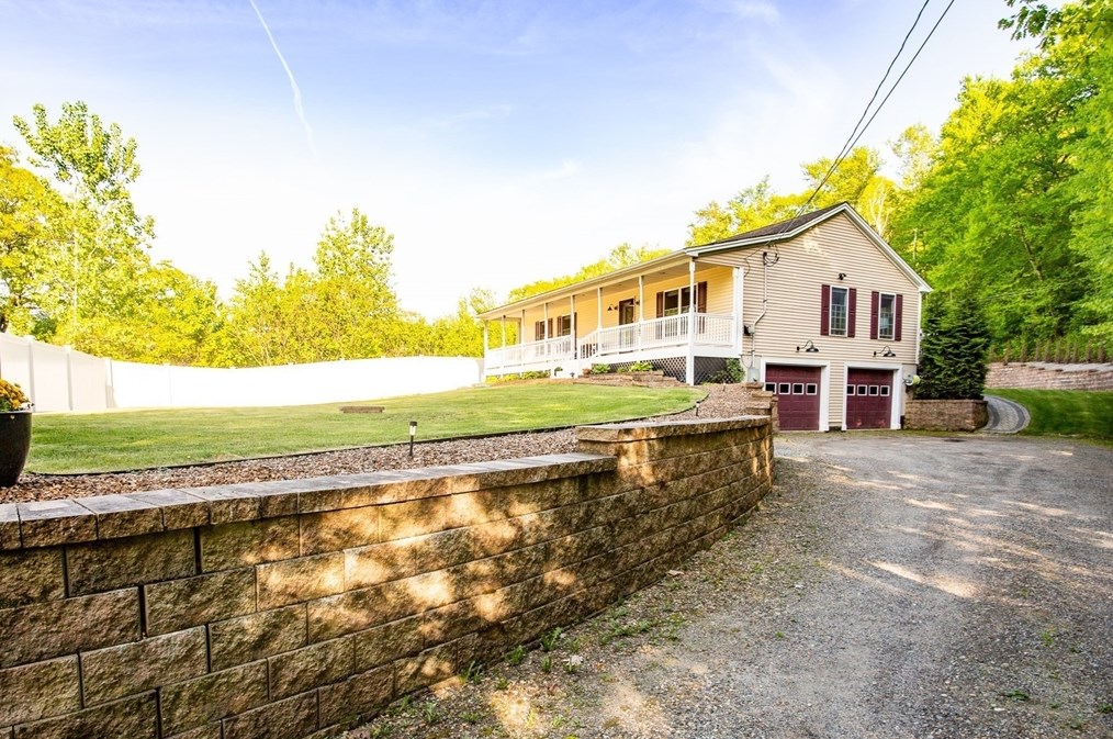 367 Reed St, Warren, MA 01083