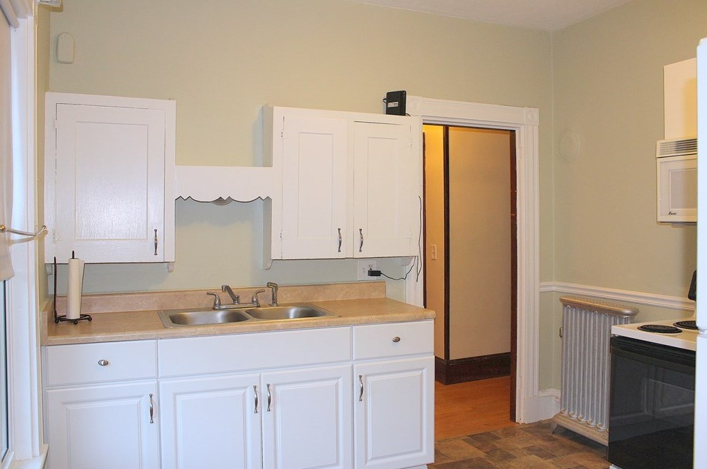 63 Whitman Ave #2r, Whitman, MA 02382