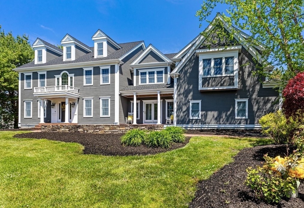 23 Stone Meadow Ln, Hanover, MA 02339 exterior