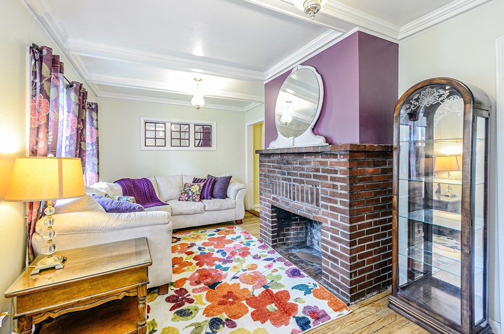 9 Rahway Rd, Burlington, MA 01803 exterior