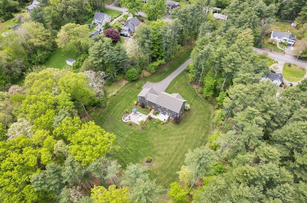 24 Cleveland St, Norfolk MA  02056-1003 exterior