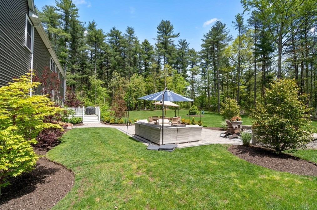 24 Cleveland St, Norfolk MA  02056-1003 exterior