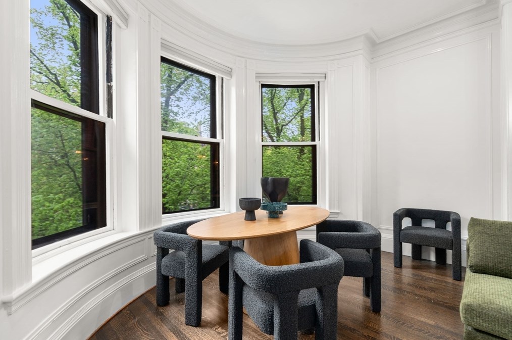 389 Commonwealth Ave #3, Boston, MA 02115