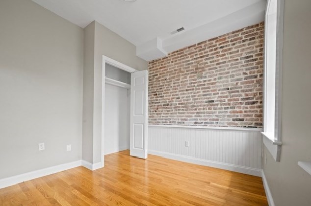 172 Cottage St Unit 5, Boston, MA