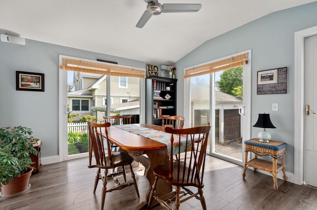 1 Brighton Rd, Worcester MA  01606-2128 exterior