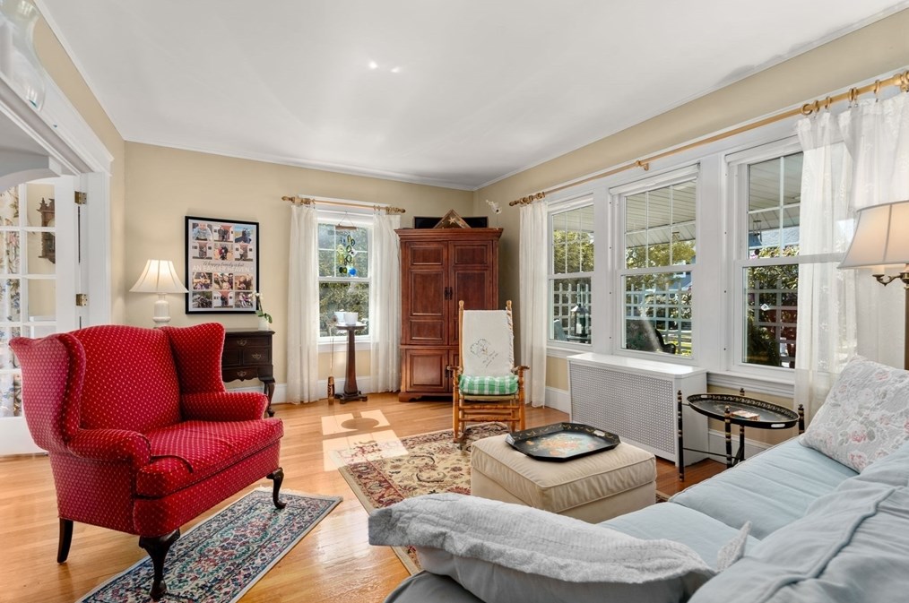 1 Brighton Rd, Worcester MA  01606-2128 exterior