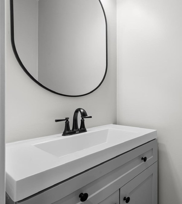 9 Hall St, Webster MA  01570-2330 exterior