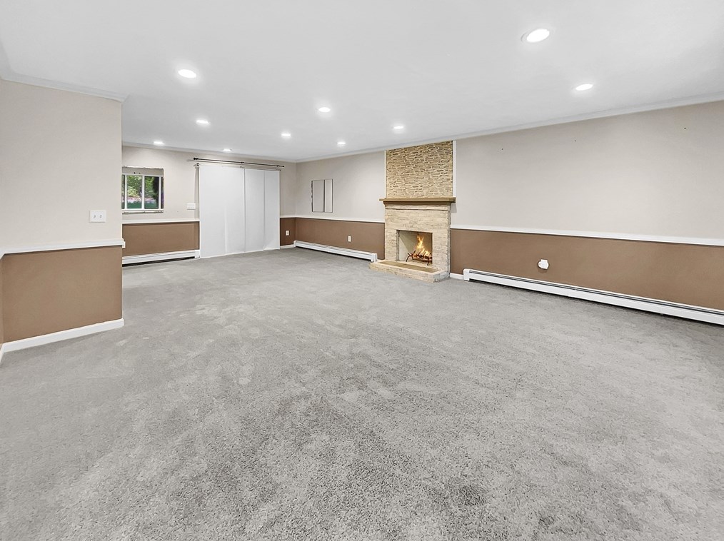 219 Congress St, Milford MA  01757-1403 exterior