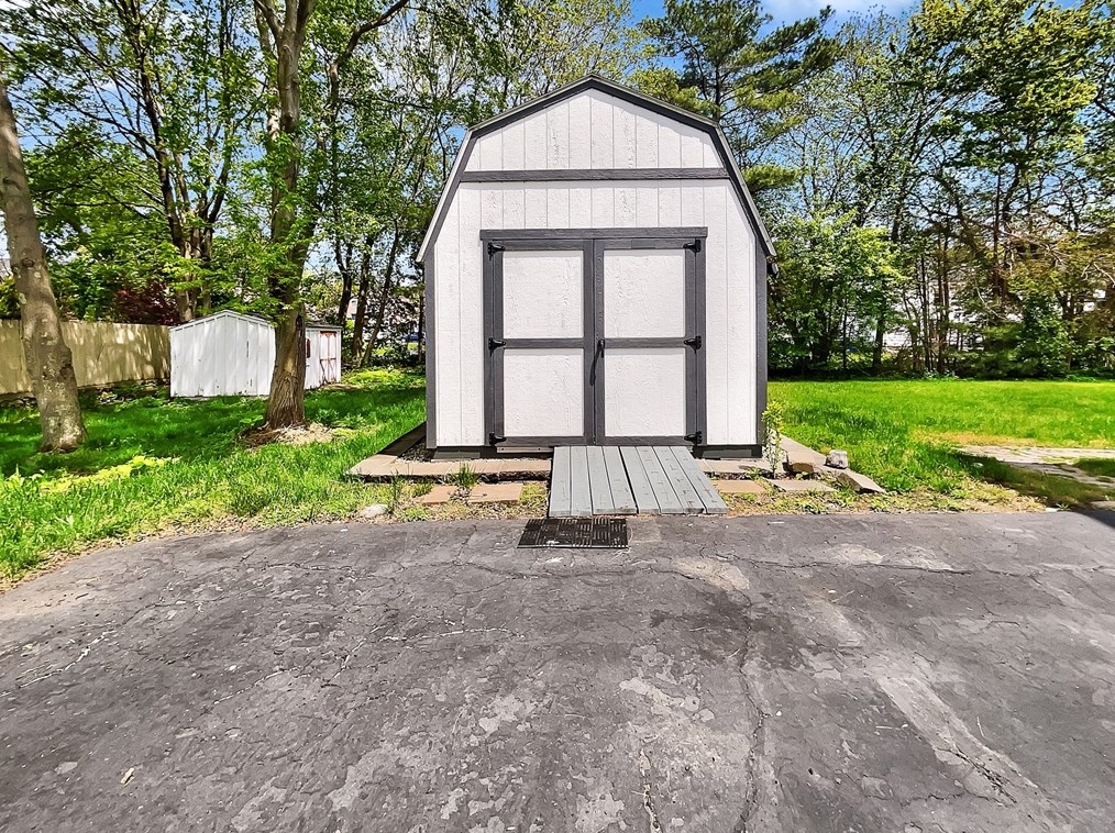 219 Congress St, Milford MA  01757-1403 exterior