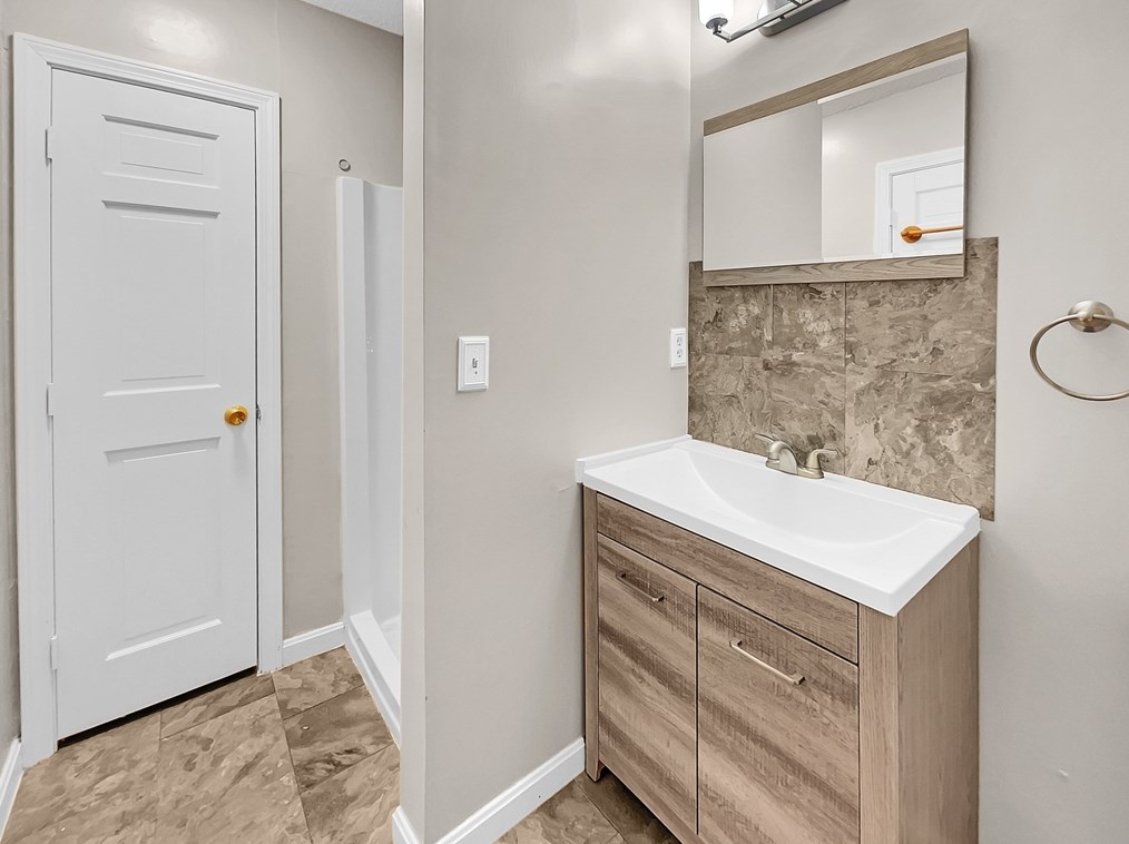 219 Congress St, Milford MA  01757-1403 exterior