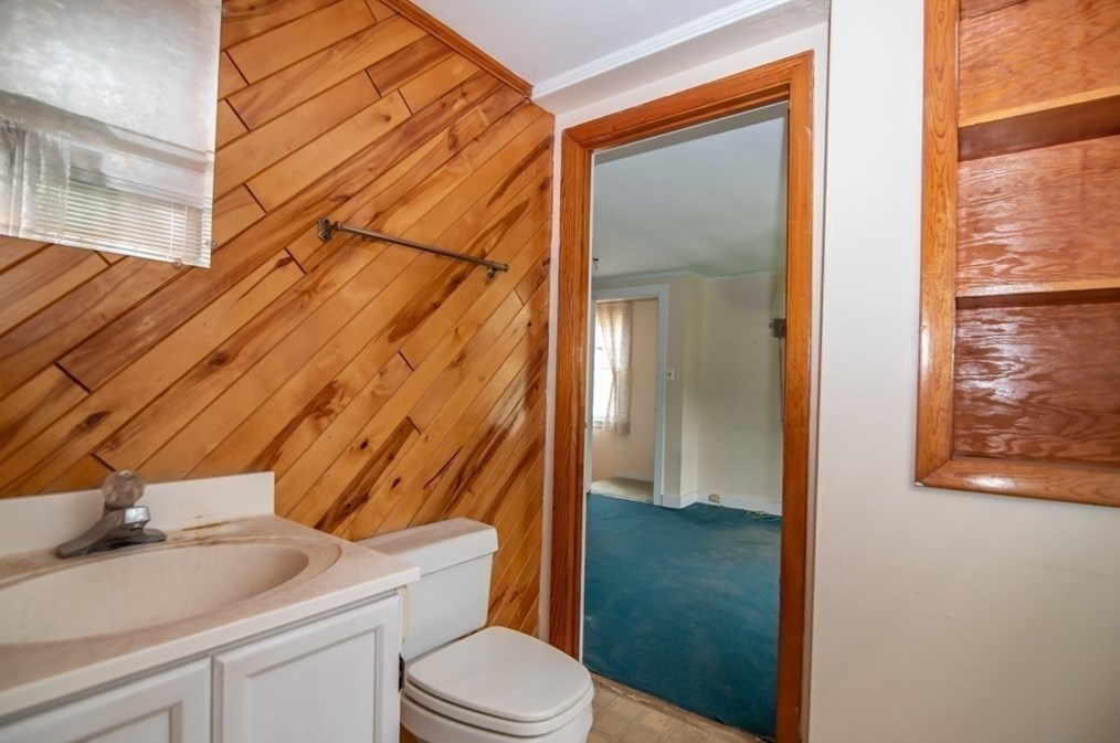 333 Elliott St, Beverly MA 01915-2443 exterior