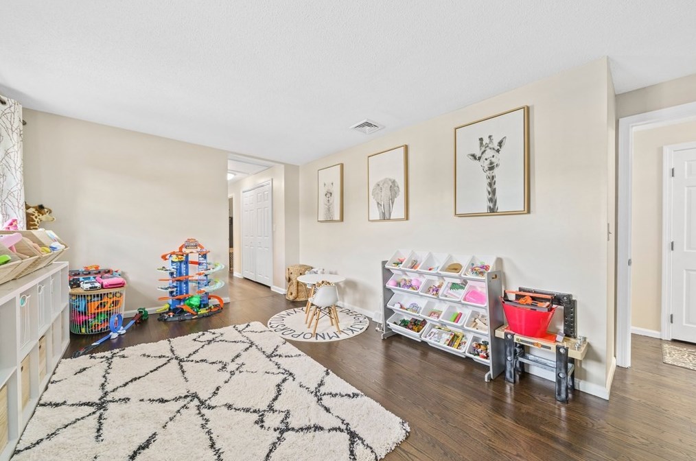 15 Pimental Way, Plymouth MA 02360-5243 exterior